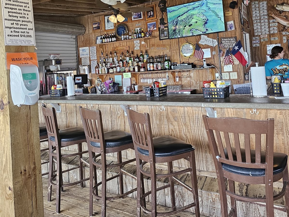 Mickey's Bar and Grill